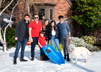01-Friends and Family